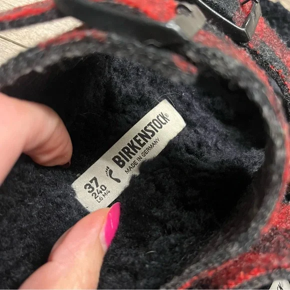 BIRKENSTOCK Sz 37 Arizona Rivet Shearling Sandals RED PLAID Wool (W6 M4) - Picture 10 of 16